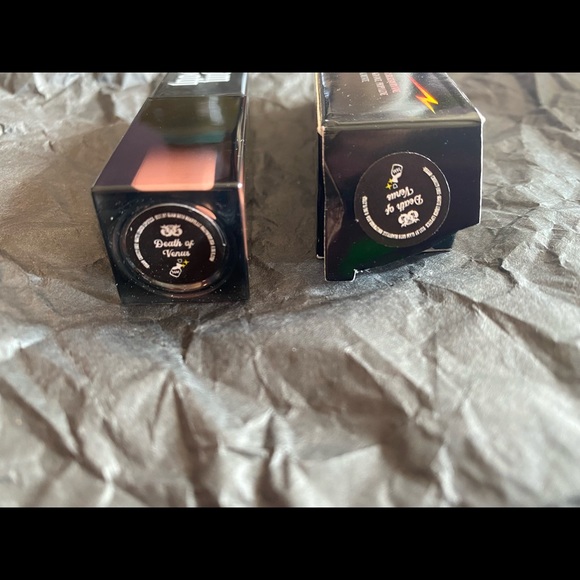 BNIB- Glam Goth Beauty “Death Of Venus” Death-Proof Liquid to Matte Lipstick - Picture 3 of 6